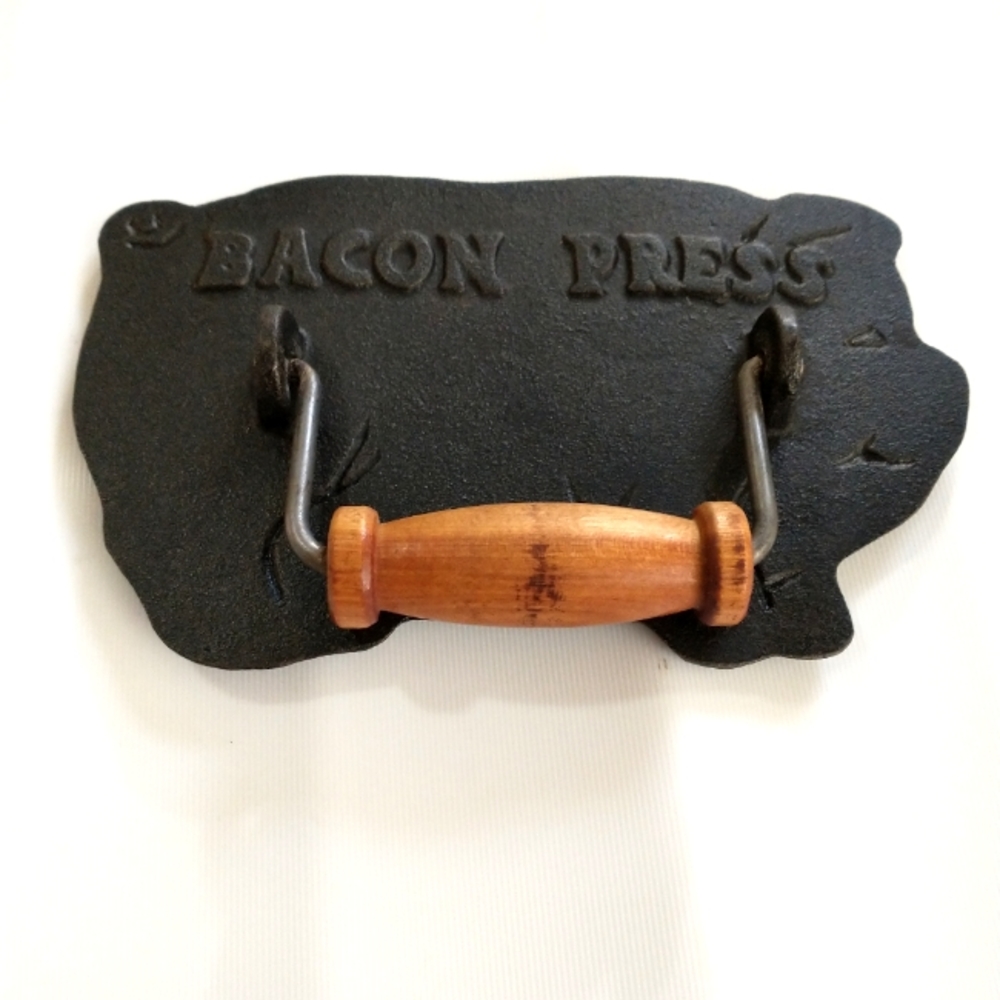 VTG WOODEN HANDLE CAST IRON BACON PRESS
